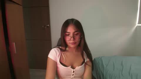 abby 3 online show from April 30, 4:57 pm