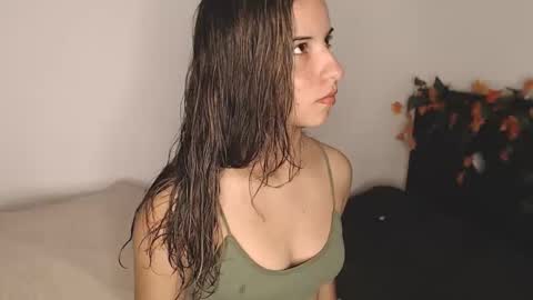 _abrill_20 online show from May 10, 1:44 am