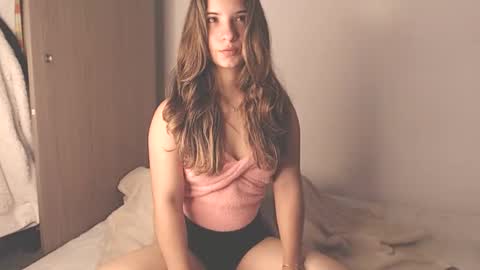 _abrill_20 online show from May 18, 8:58 pm