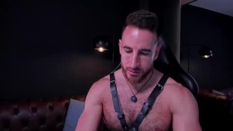 _adamcoper_ online show from October 4, 2:59 pm