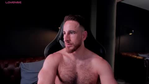 _adamcoper_ online show from May 19, 11:55 pm