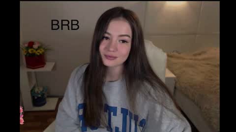 Snapshot of _aein_emy_ chatting on February 24, 4:27 am Emy online show from February 24, 4:27 am