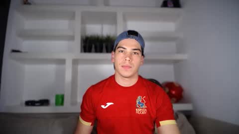 _aesthetic online show from November 13, 3:22 pm