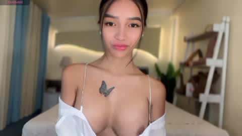 agatha online show from November 7, 2:33 am