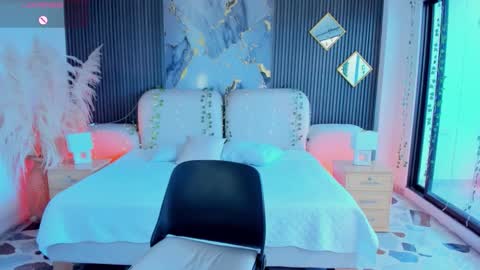 Snapshot of _agathaargent chatting on February 16, 4:14 pm Agatha online show from February 16, 4:14 pm