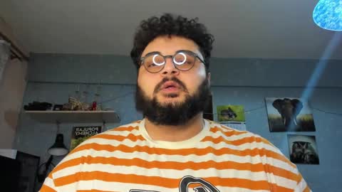 Snapshot of _alan_bear_ chatting on February 4, 5:23 pm Alan online show from February 4, 5:23 pm