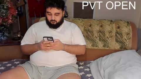 Snapshot of _alan_bear_ chatting on February 23, 2:35 pm Alan online show from February 23, 2:35 pm