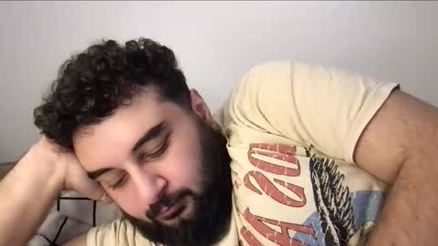 Snapshot of _alan_bear_ chatting on November 19, 8:25 am Alan online show from November 19, 8:25 am