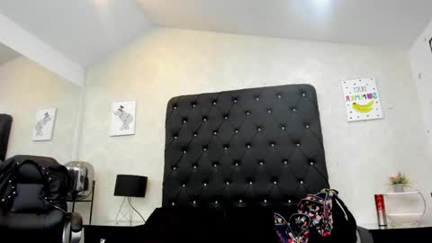 _alana_johnson online show from May 16, 1:13 am