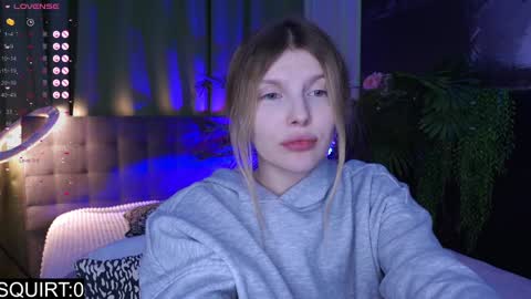 Alexa online show from December 6, 12:16 pm