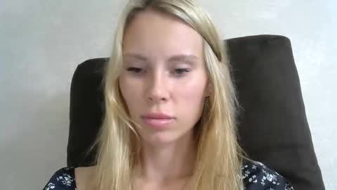 _alex1819 online show from September 21, 11:01 am