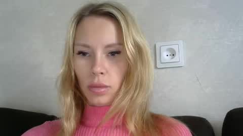 _alex1819 online show from September 24, 7:01 am