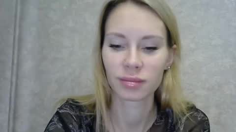 _alex1819 online show from December 23, 7:06 am