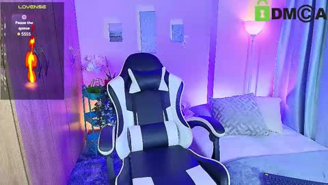 alex carter online show from December 19, 10:33 am