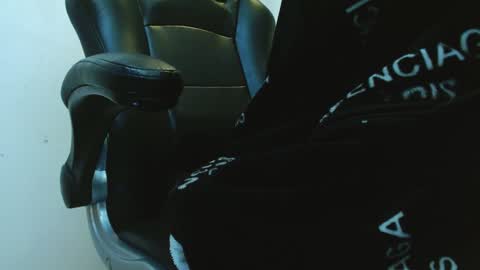 Snapshot of _alexandrajones chatting on January 9, 12:30 pm Alexandra online show from January 9, 12:30 pm