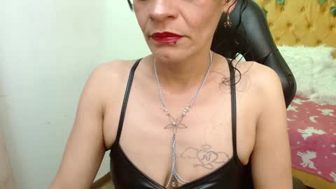 Snapshot of _alexandrajones chatting on January 16, 3:23 am Alexandra online show from January 16, 3:23 am