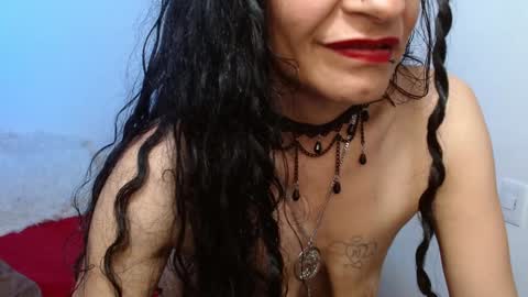 Snapshot of _alexandrajones chatting on January 25, 8:10 am Alexandra online show from January 25, 8:10 am