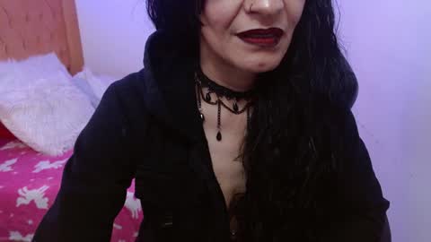 Snapshot of _alexandrajones chatting on February 7, 6:45 am Alexandra online show from February 7, 6:45 am