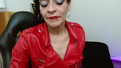 Snapshot of _alexandrajones chatting on March 7, 8:13 am Alexandra online show from March 7, 8:13 am