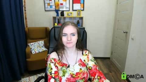 Alice online show from April 1, 1:41 pm