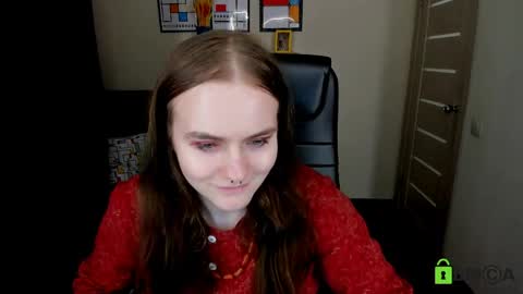 Alice online show from April 8, 3:23 pm