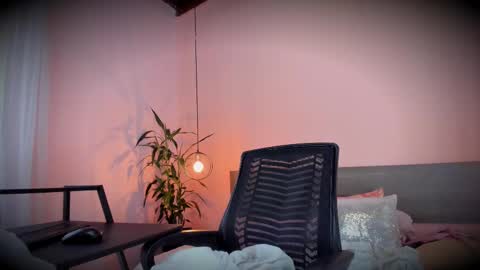  Alline Hall   online show from September 20, 12:17 pm