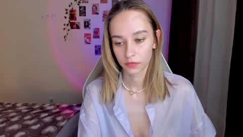 Alice online show from February 24, 4:15 pm