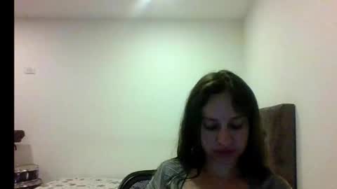 Snapshot of _alyson chatting on February 5, 4:00 pm _alyson online show from February 5, 4:00 pm