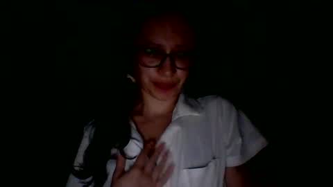 Snapshot of _alyson chatting on April 11, 8:51 am _alyson online show from April 11, 8:51 am