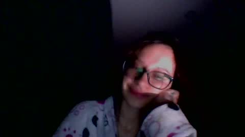 Snapshot of _alyson chatting on April 17, 8:06 am _alyson online show from April 17, 8:06 am