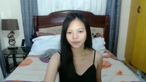 Amber online show from February 17, 6:59 pm