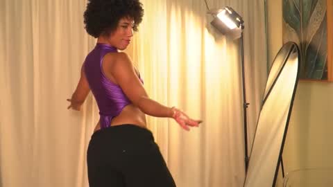 Angie -  online show from March 8, 9:07 pm