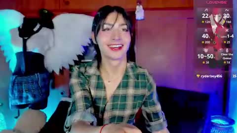 Angell Dustt  online show from July 5, 11:34 pm