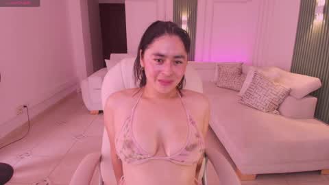 Ana online show from March 31, 7:36 pm