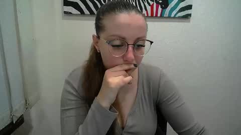 Anna online show from December 4, 10:46 am