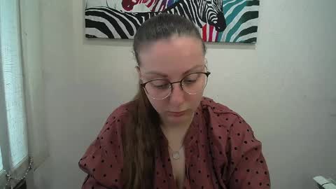 Anna online show from April 2, 6:11 am