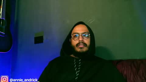 Annie Andrick online show from October 10, 1:21 pm