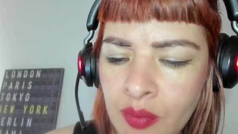 antonia online show from February 11, 1:38 pm