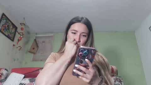 Snapshot of _antonella_11 chatting on September 26, 6:12 pm _antonella_11 online show from September 26, 6:12 pm