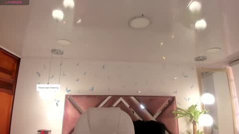 antonnela online show from September 26, 1:59 pm