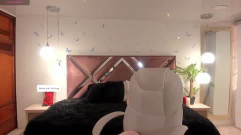 antonnela online show from September 27, 1:38 pm