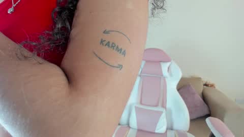    online show from December 4, 4:49 pm