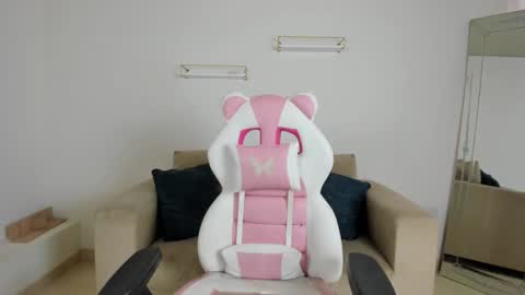    online show from February 12, 12:11 pm