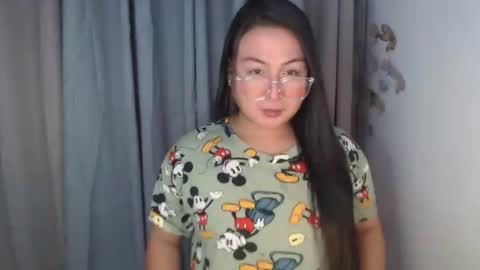 Snapshot of _arah chatting on October 19, 10:05 am arah online show from October 19, 10:05 am