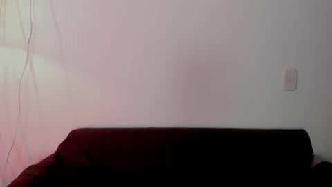 Snapshot of _ariarose_ chatting on January 15, 5:45 am Aria online show from January 15, 5:45 am