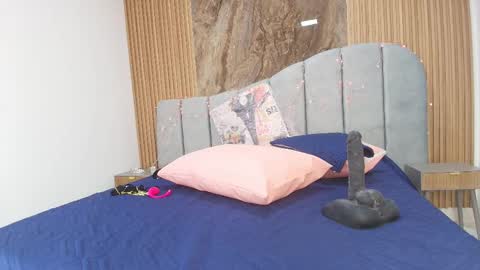 Arlet online show from December 4, 3:05 am