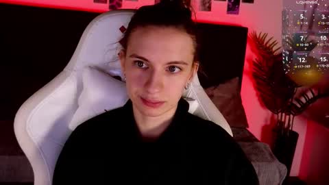 Snapshot of _ash_leyy_ chatting on January 9, 1:30 am _ash_leyy_ online show from January 9, 1:30 am