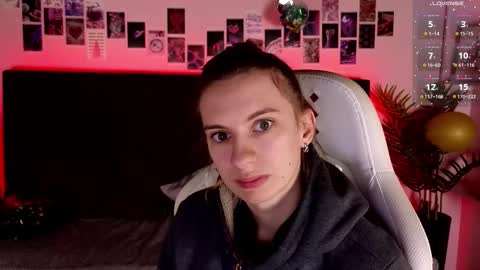 Snapshot of _ash_leyy_ chatting on January 10, 1:40 am _ash_leyy_ online show from January 10, 1:40 am