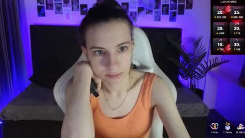 Snapshot of _ash_leyy_ chatting on February 23, 1:25 am _ash_leyy_ online show from February 23, 1:25 am