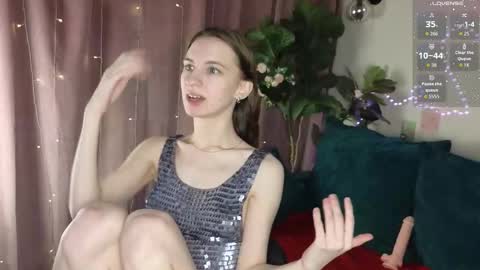 Snapshot of _ash_leyy_ chatting on March 2, 1:41 am _ash_leyy_ online show from March 2, 1:41 am